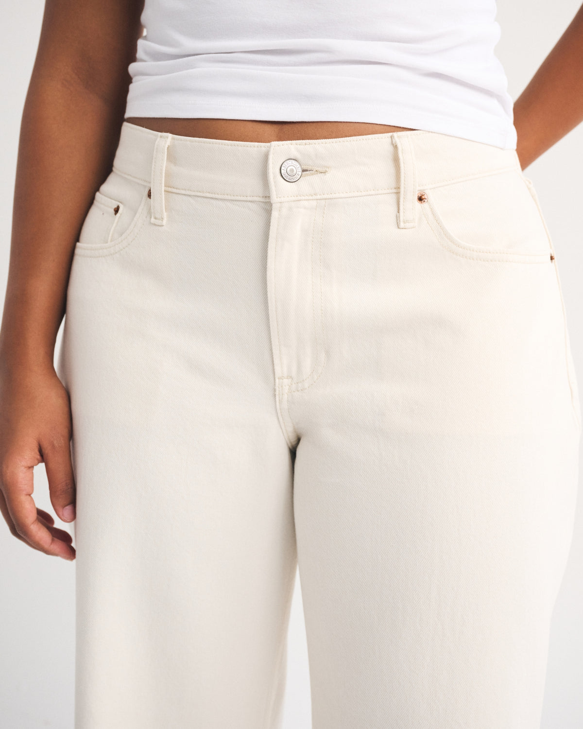 Abercrombie Curve Love Low Rise Ultra Loose Cuffed Hem Jean