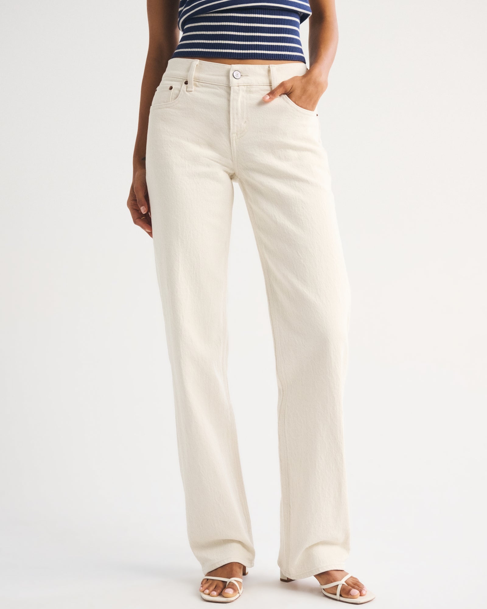 Abercrombie Low Rise 90s Relaxed Jean