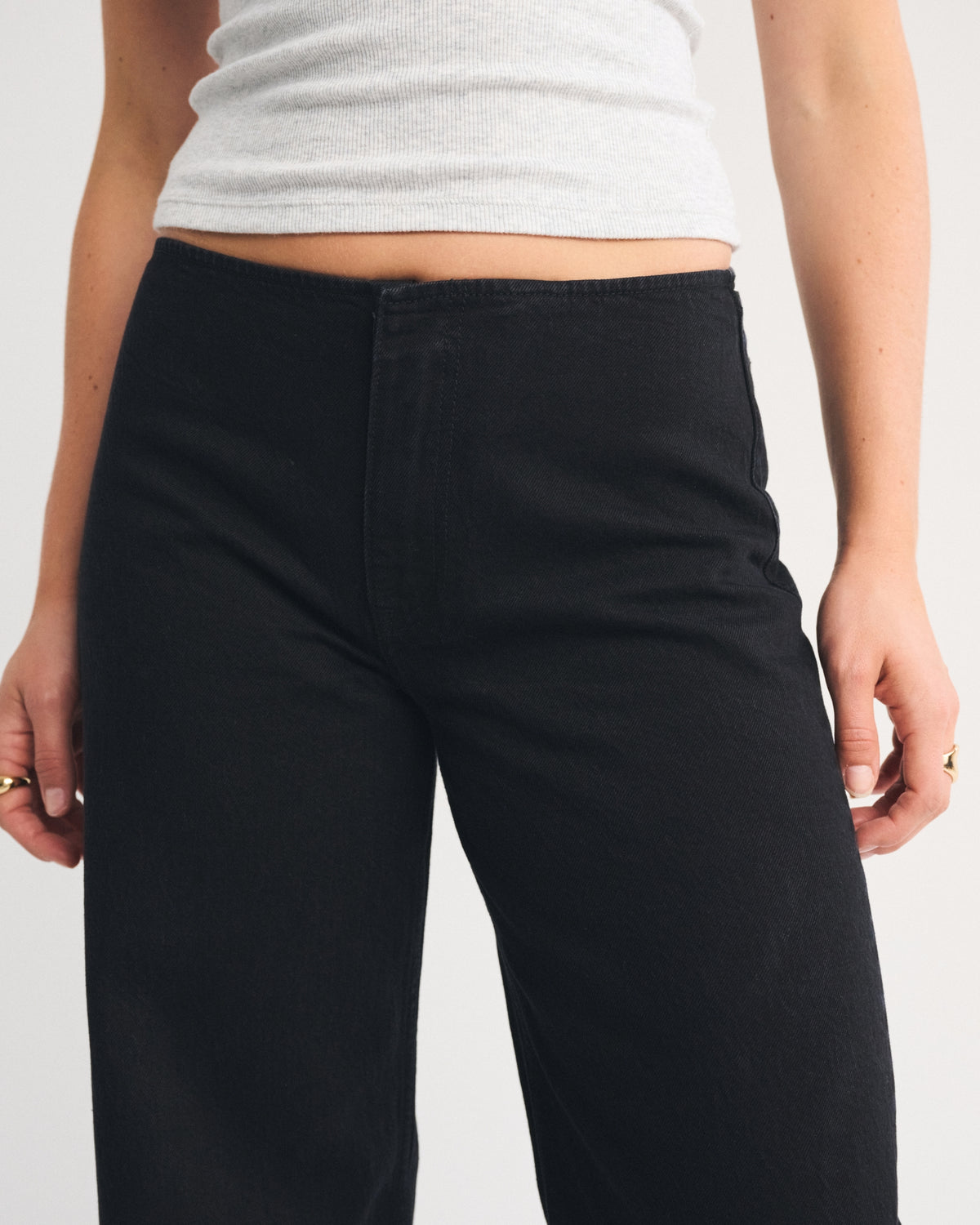 Abercrombie Clean Waist Low Rise Ultra Loose Jean