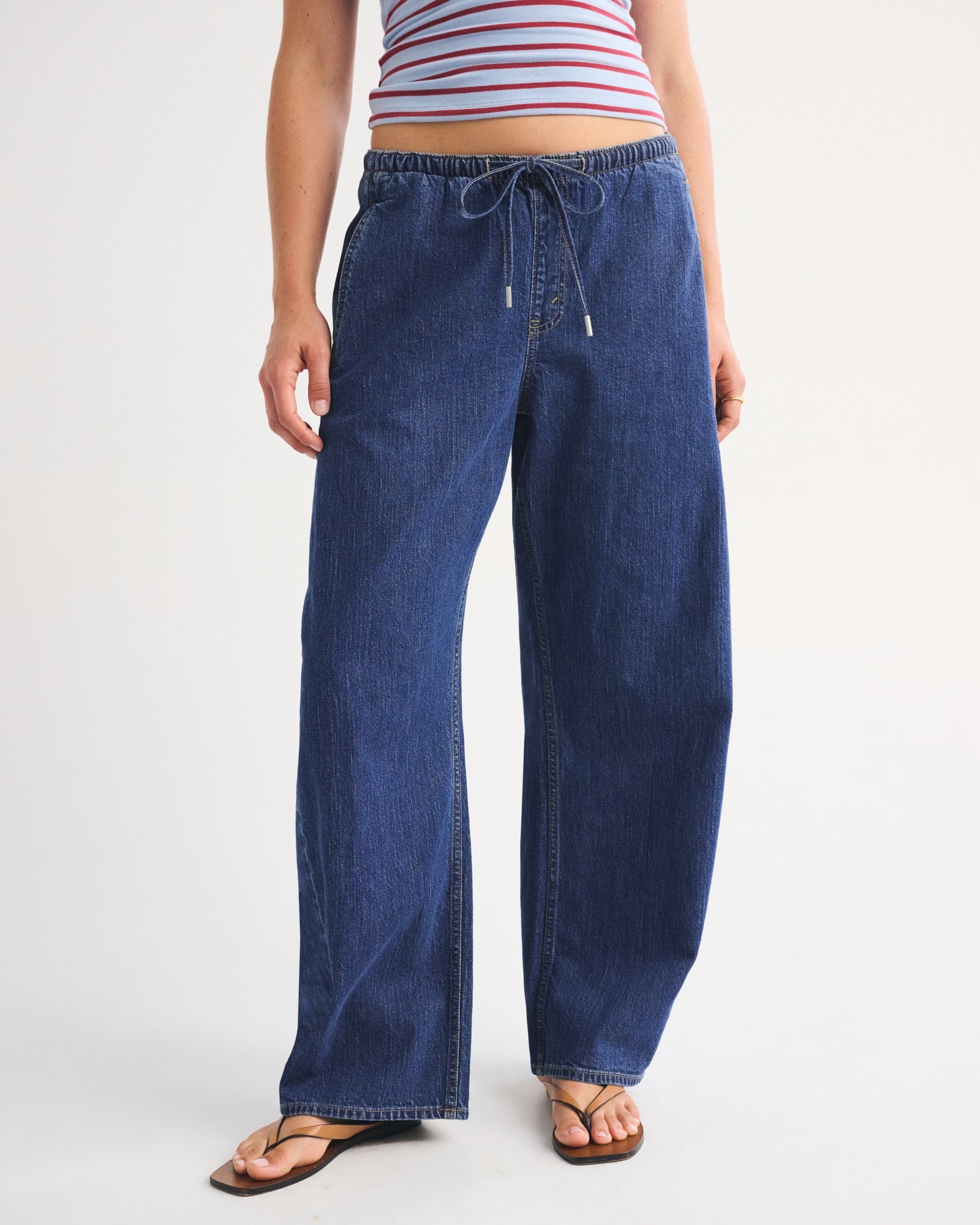 Abercrombie Linen-Blend Denim Pull-On Barrel Jean
