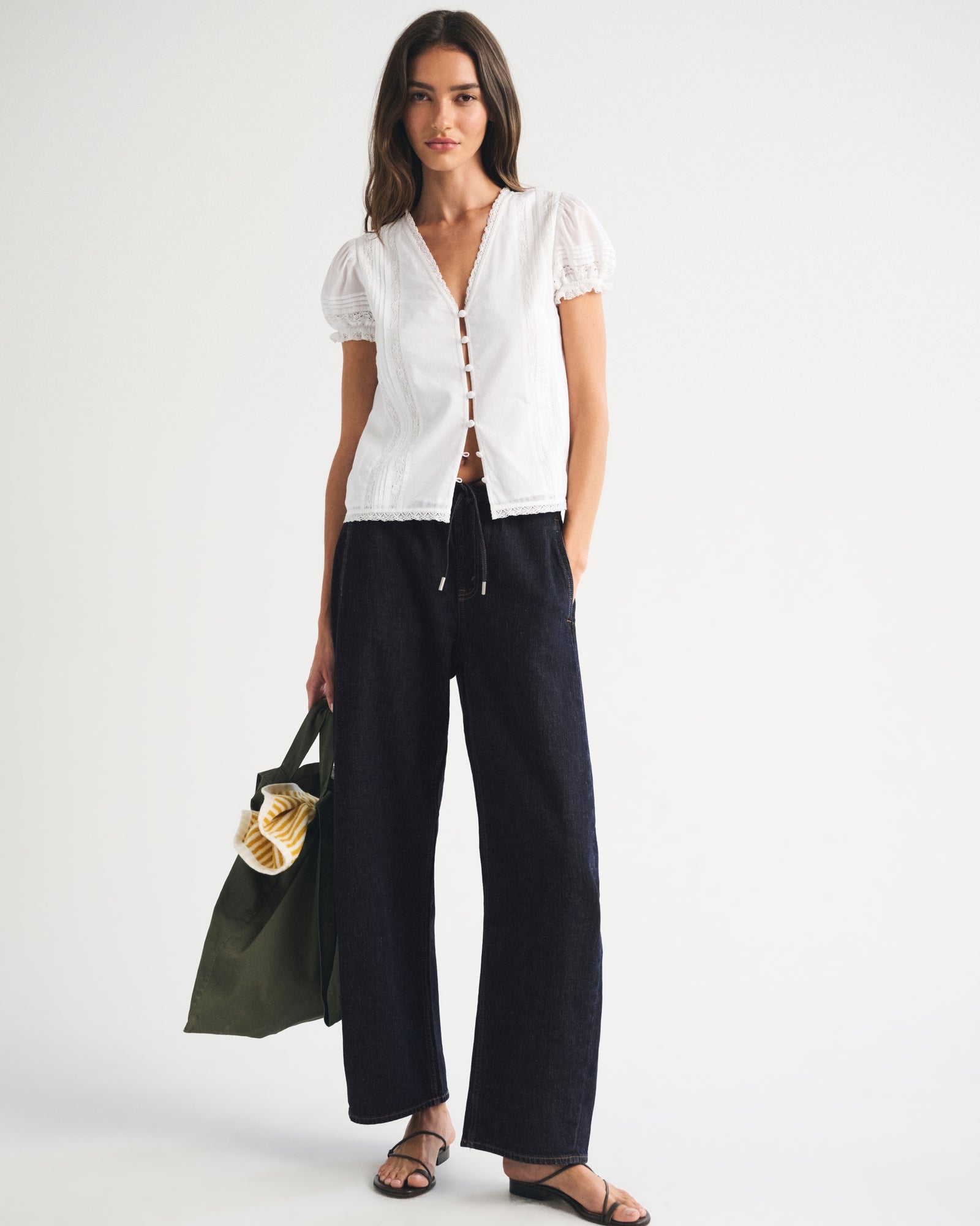 Abercrombie Linen-Blend Denim Pull-On Barrel Jean