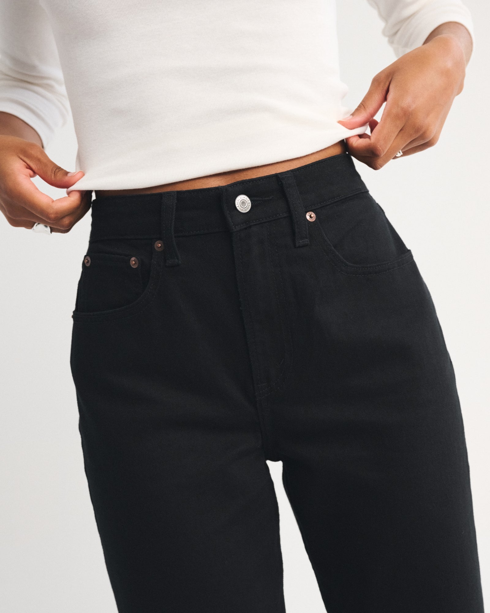 Abercrombie Curve Love High Rise 90s Relaxed Jean