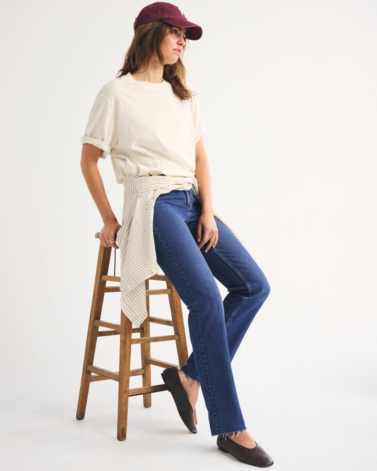 Abercrombie Mid Rise 90s Straight Frayed Hem Jean