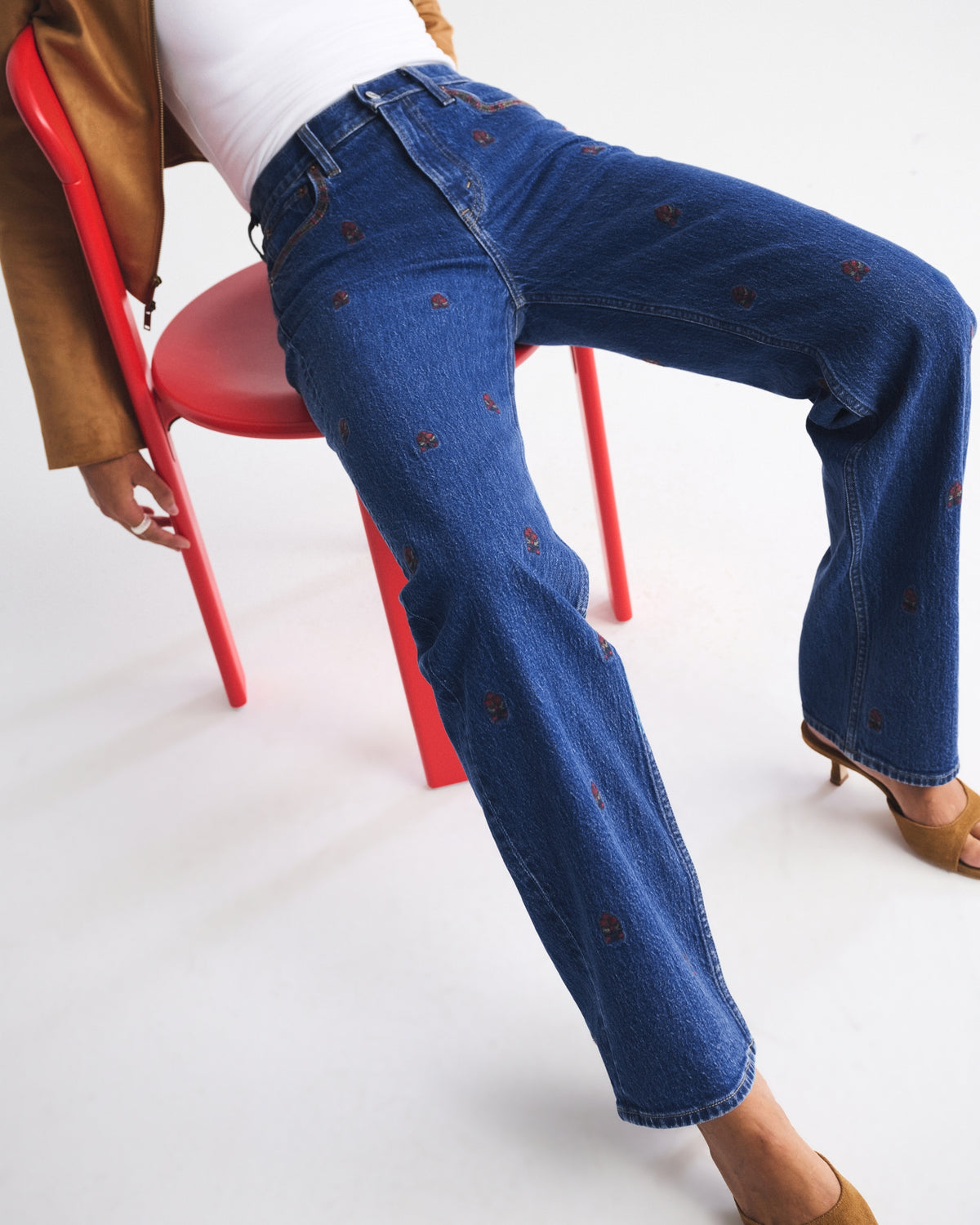 Abercrombie High Rise 90s Relaxed Studded Jean