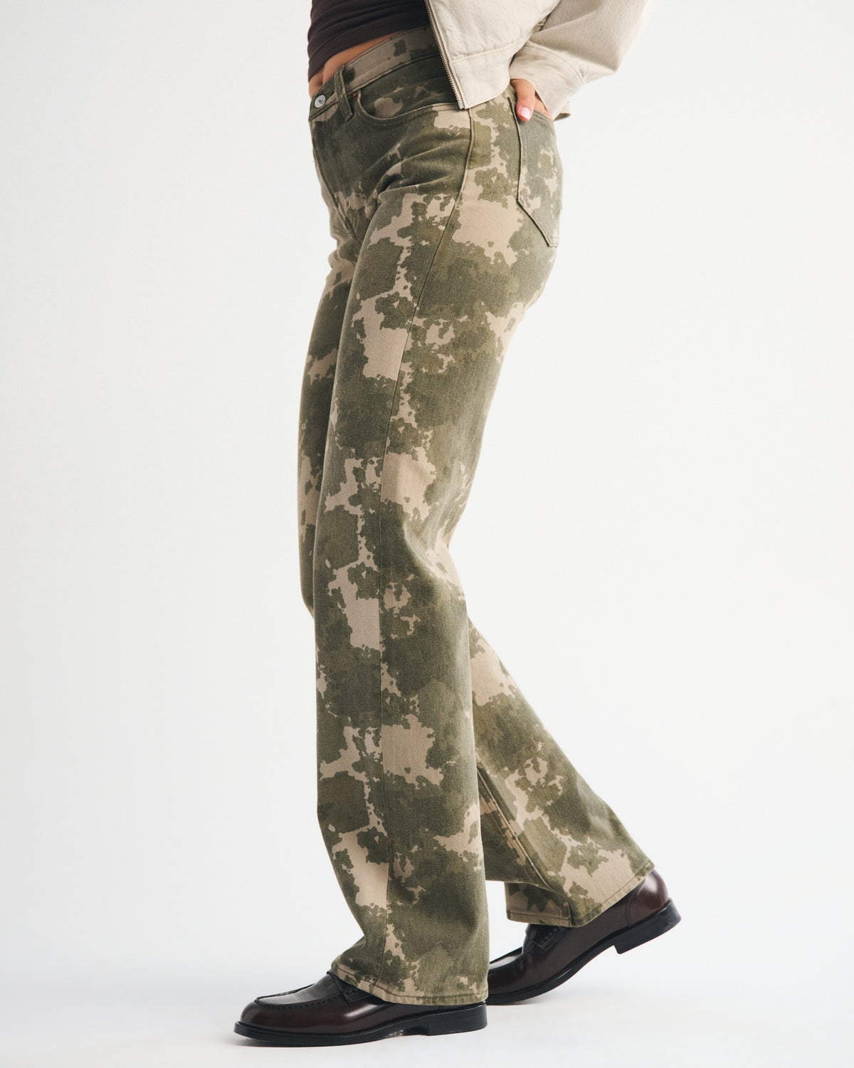 Abercrombie High Rise 90s Relaxed Pony Print Jean