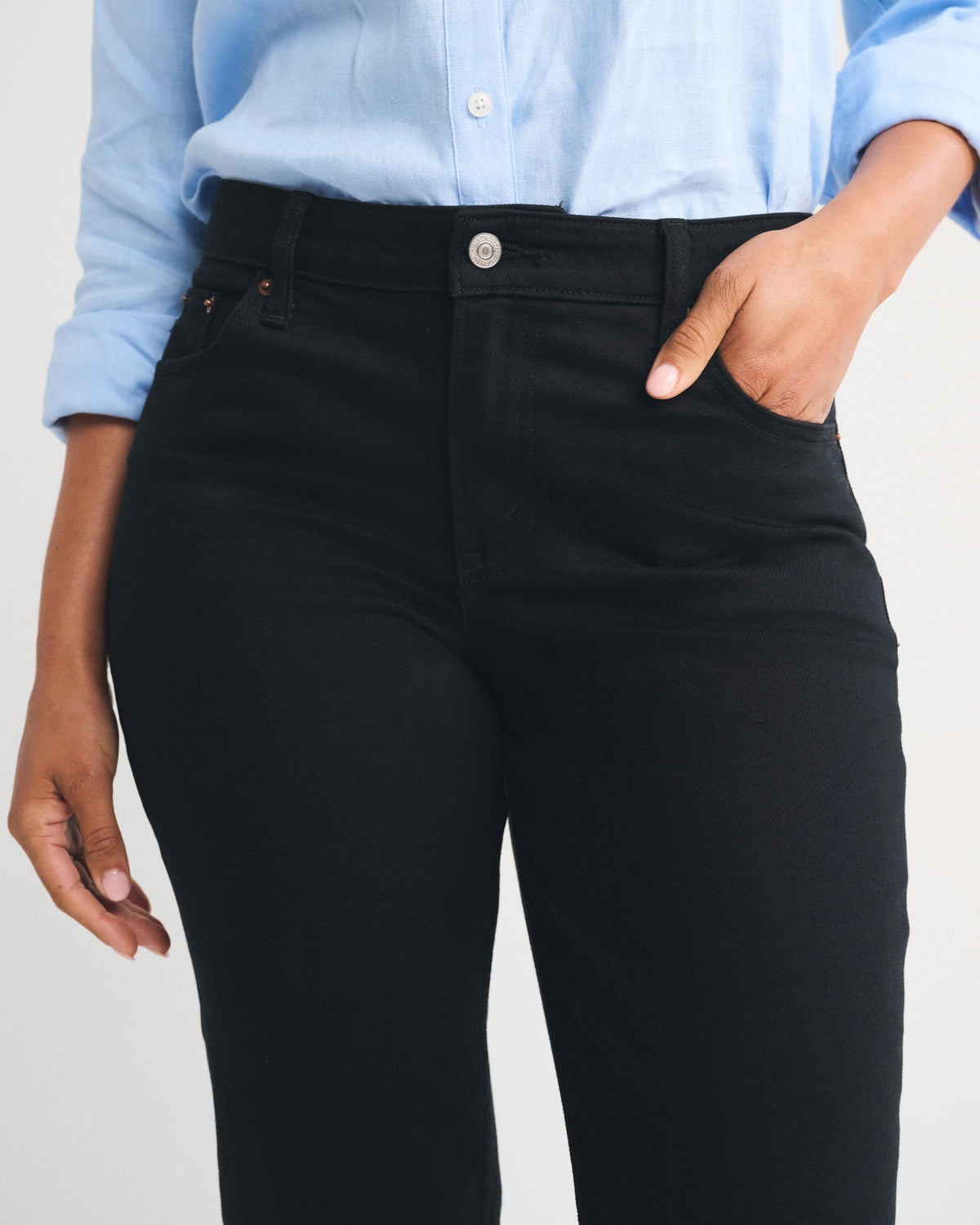Abercrombie Curve Love Mid Rise 90s Straight Jean