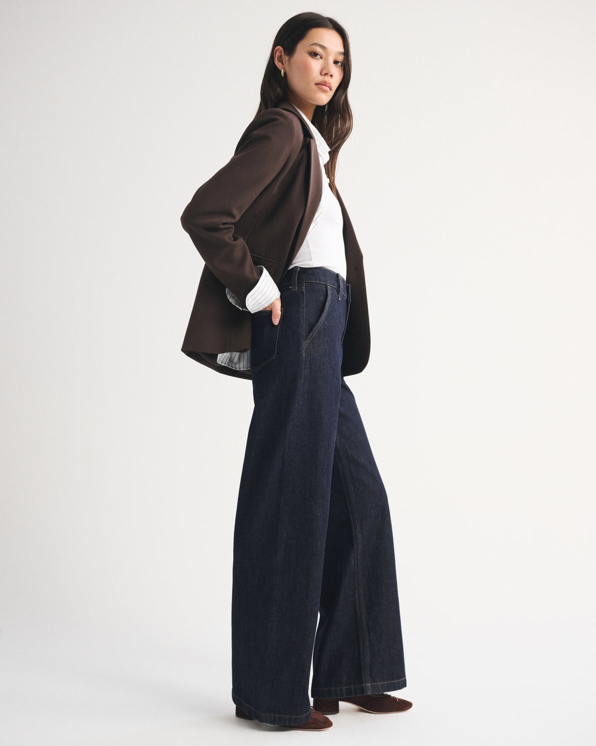 Abercrombie High Rise Wide Leg Trouser Jean