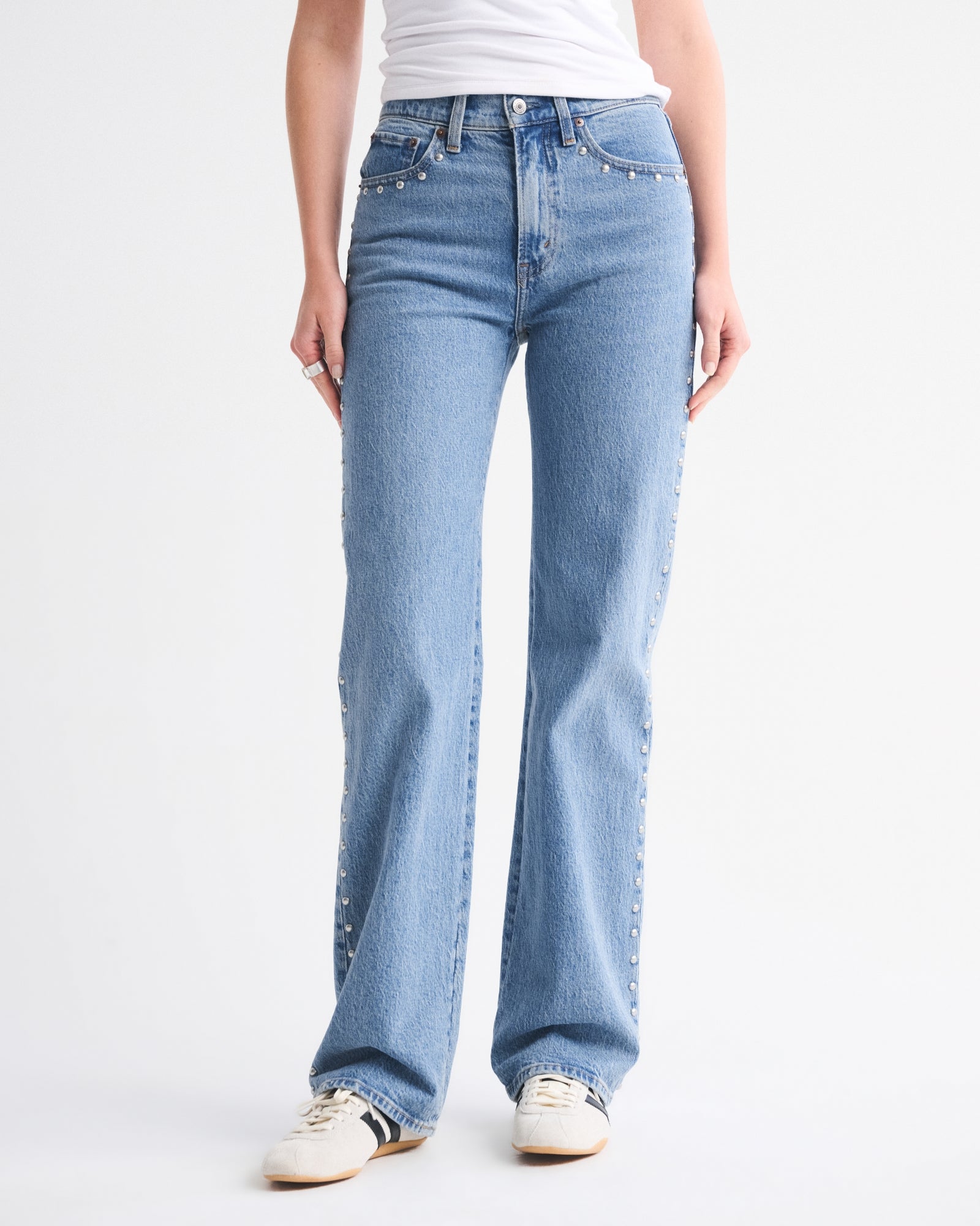 Abercrombie High Rise 90s Relaxed Studded Jean