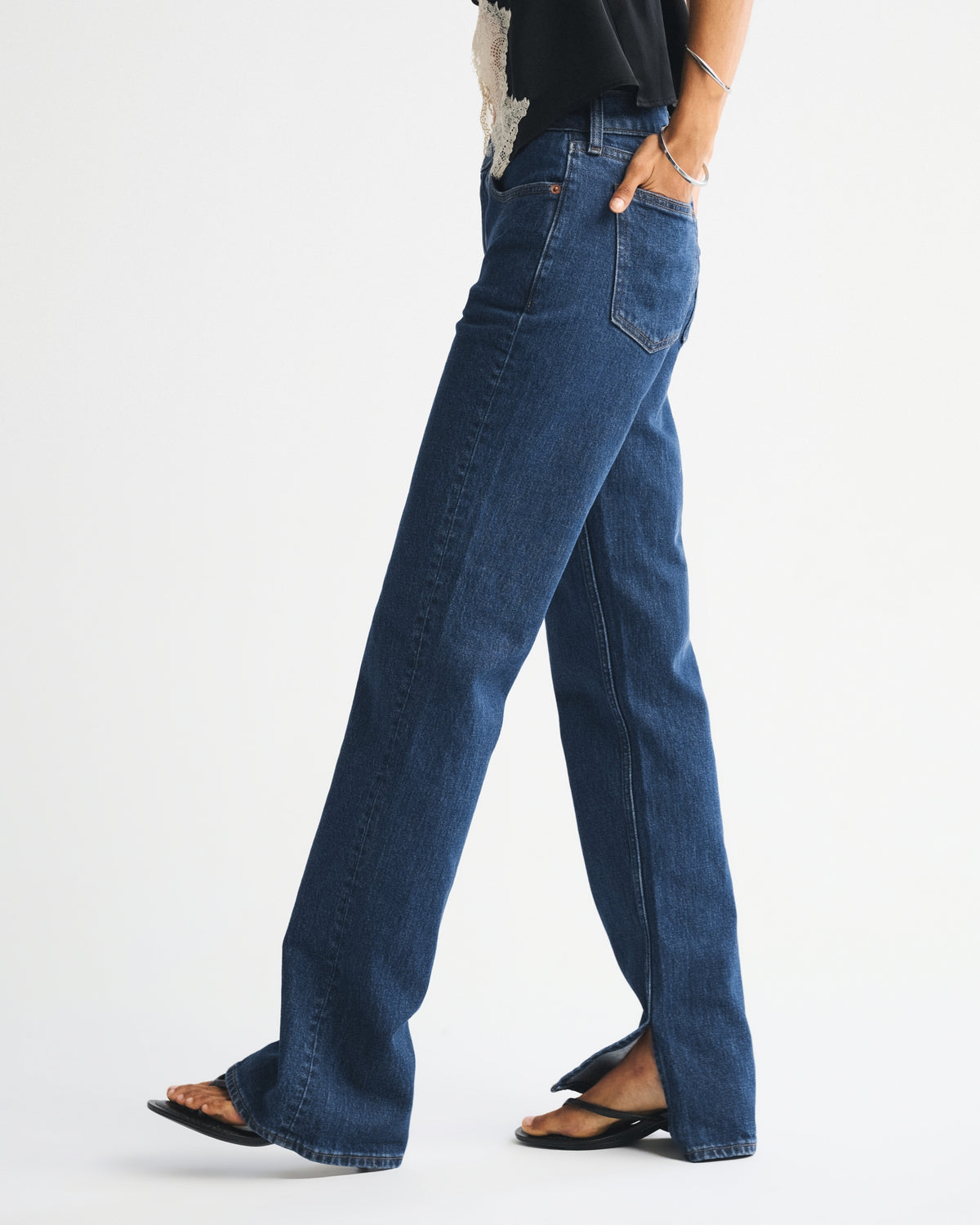 Abercrombie Mid Rise 90s Straight Frayed Hem Jean