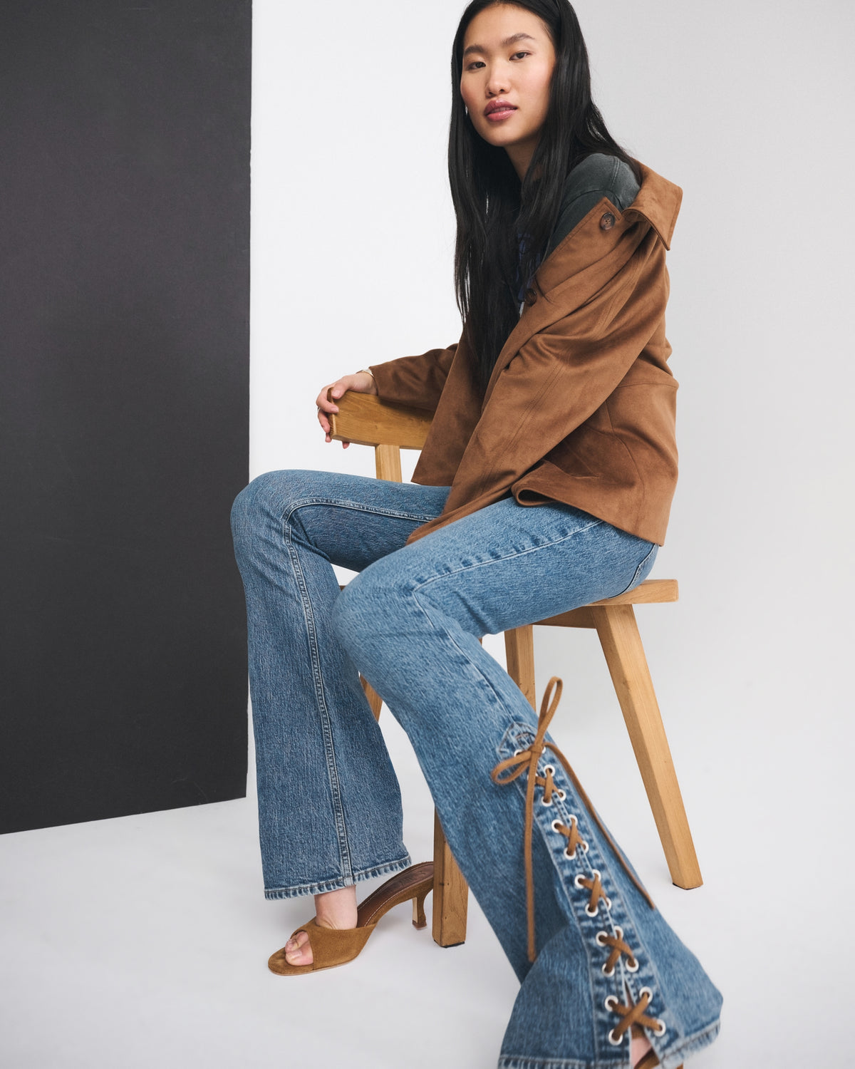 Abercrombie Mid Rise Bootcut Frayed Hem Jean