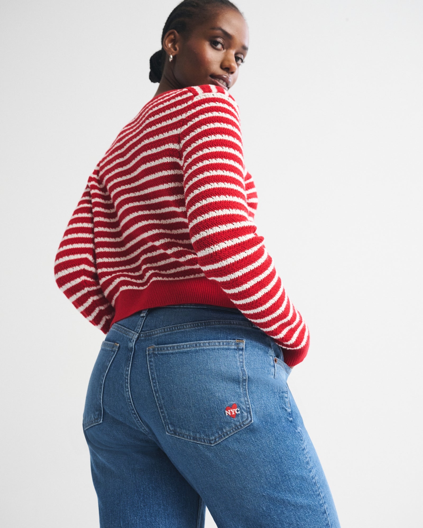 Abercrombie Curve Love High Rise 90s Relaxed Floral Embroidered Jean