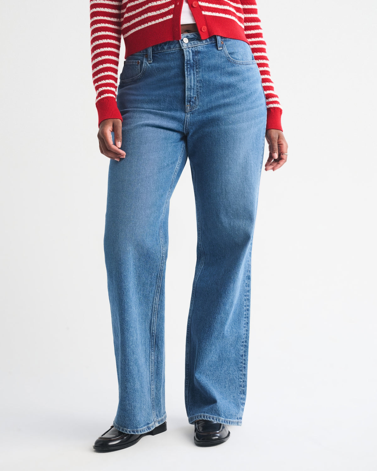 Abercrombie Curve Love High Rise 90s Relaxed Floral Embroidered Jean