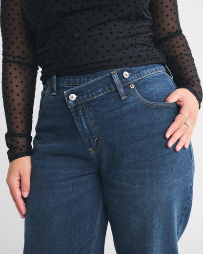 Abercrombie Curve Love High Rise 90s Relaxed Jean