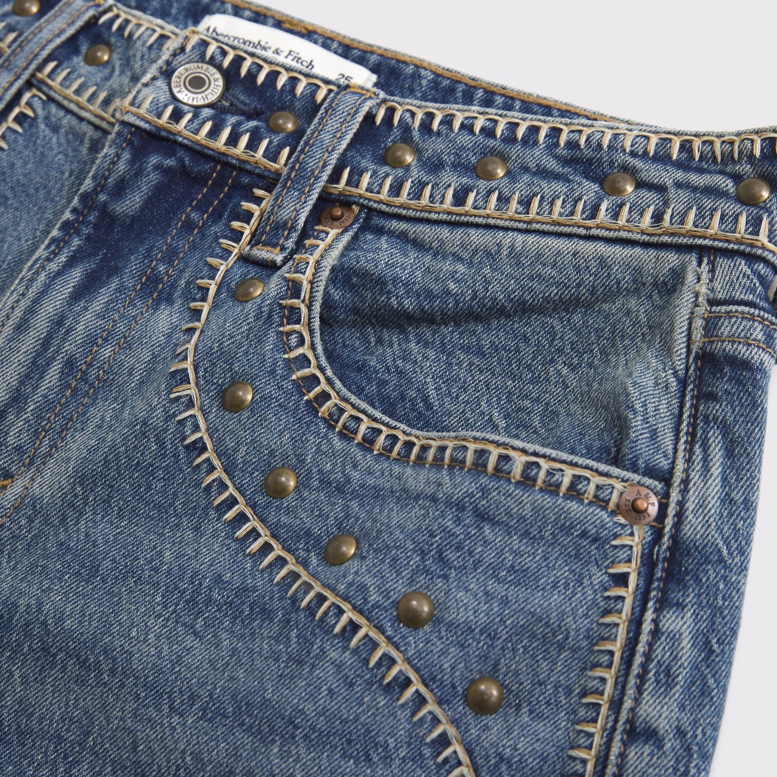 Abercrombie Curve Love High Rise 90s Relaxed Floral Embroidered Jean