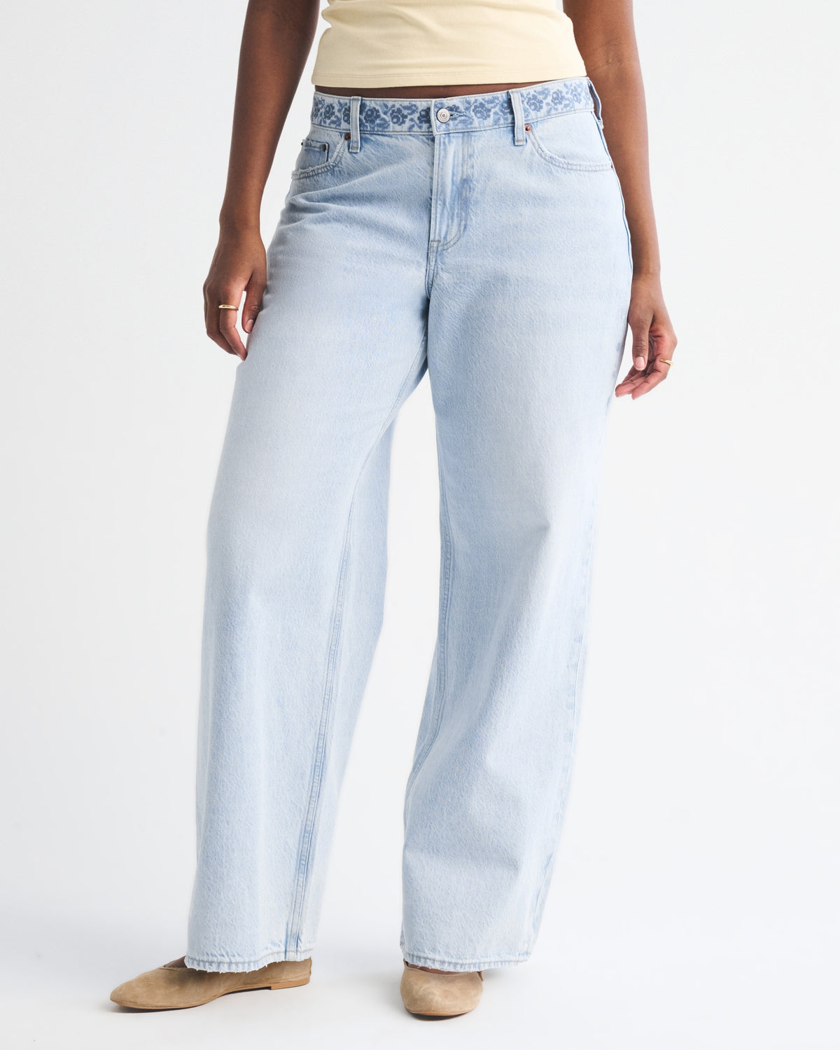 Abercrombie Curve Love Low Rise Ultra Loose Cuffed Hem Jean
