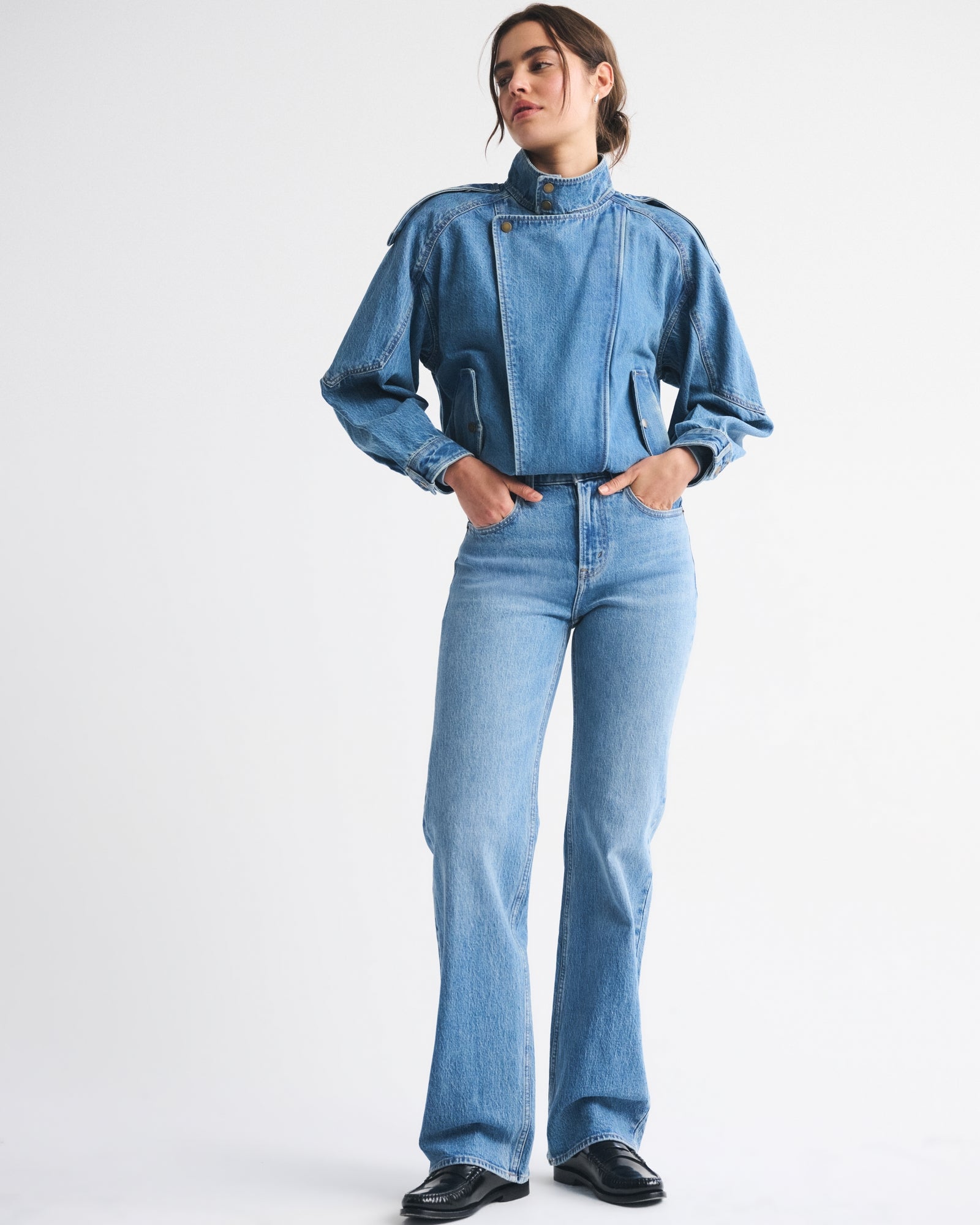 Abercrombie High Rise 90s Relaxed Dallas Cowboys Embroidered Jean