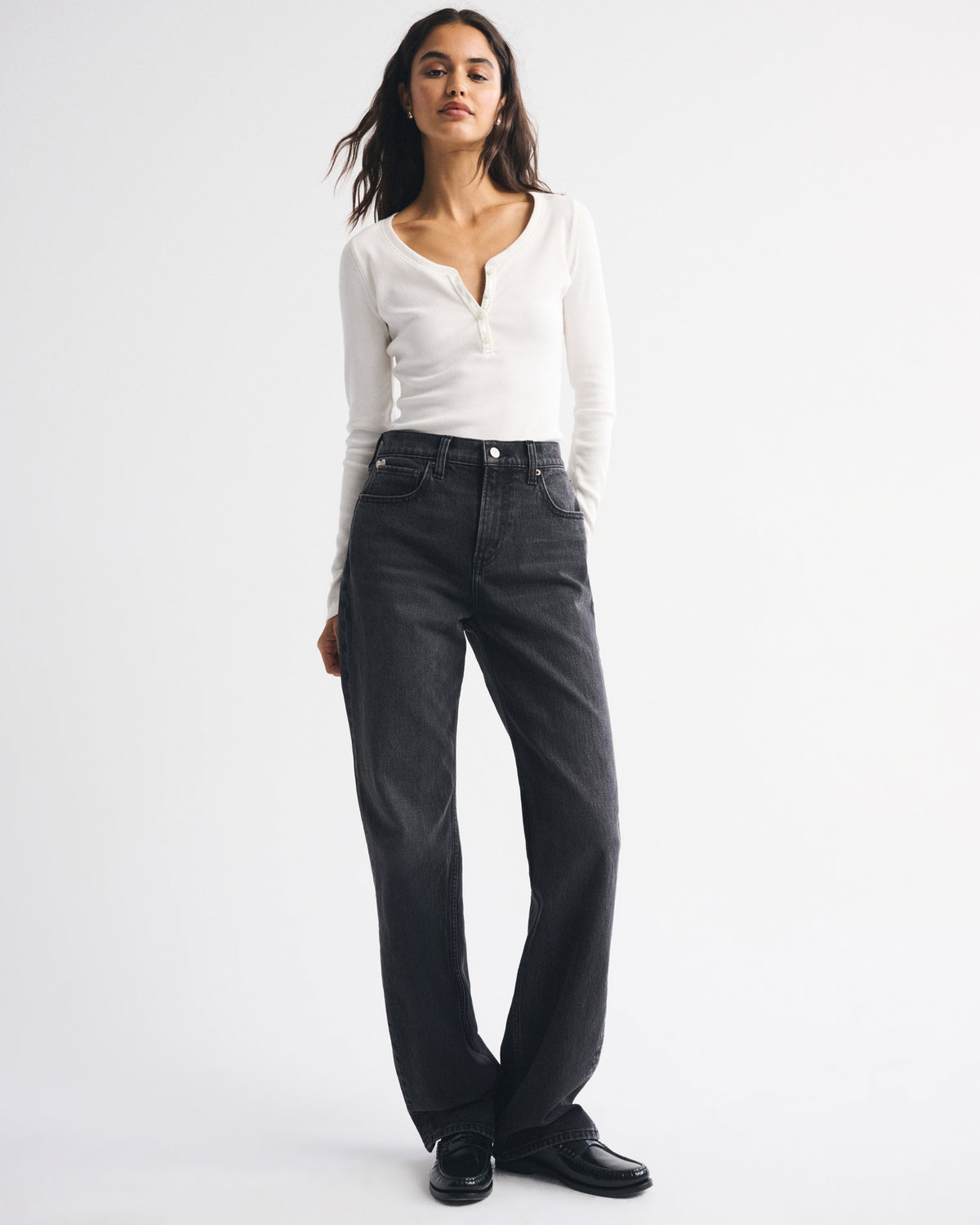 Abercrombie High Rise 90s Relaxed Studded Jean
