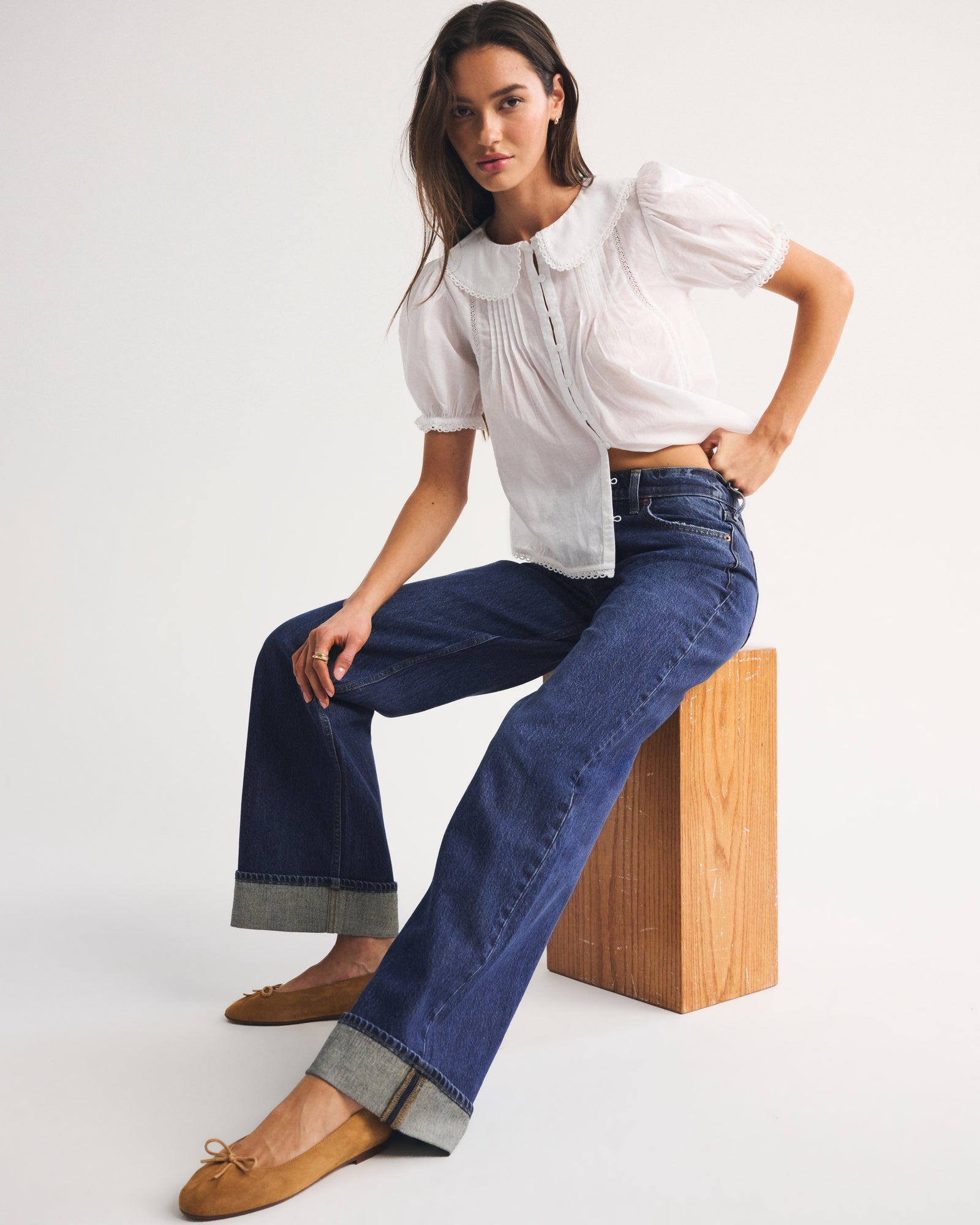 Abercrombie Low Rise Ultra Loose Cuffed Hem Jean