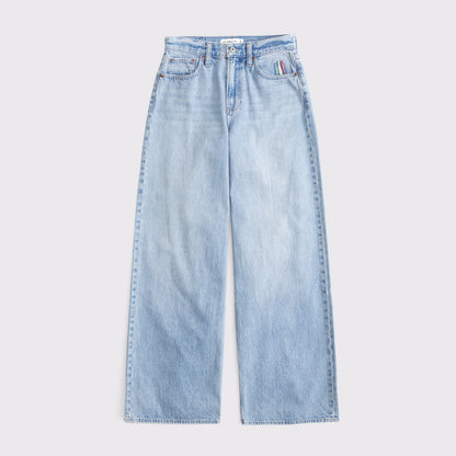 Abercrombie High Rise Wide Leg Fish Embroidered Jean