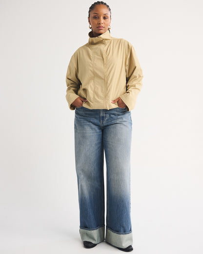 Abercrombie Curve Love High Rise Wide Leg Fish Embroidered Jean