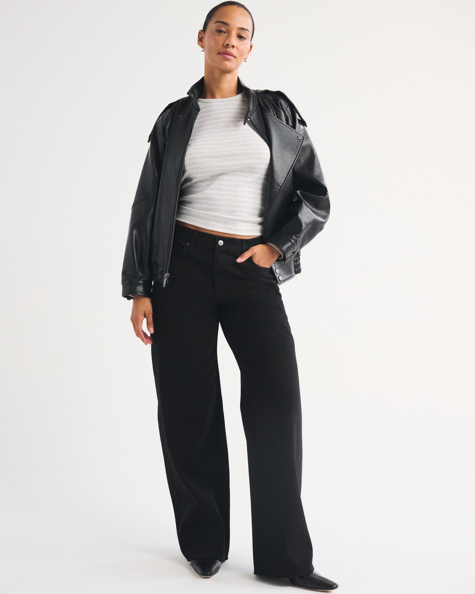 Abercrombie Curve Love Low Rise Ultra Loose Cuffed Hem Jean