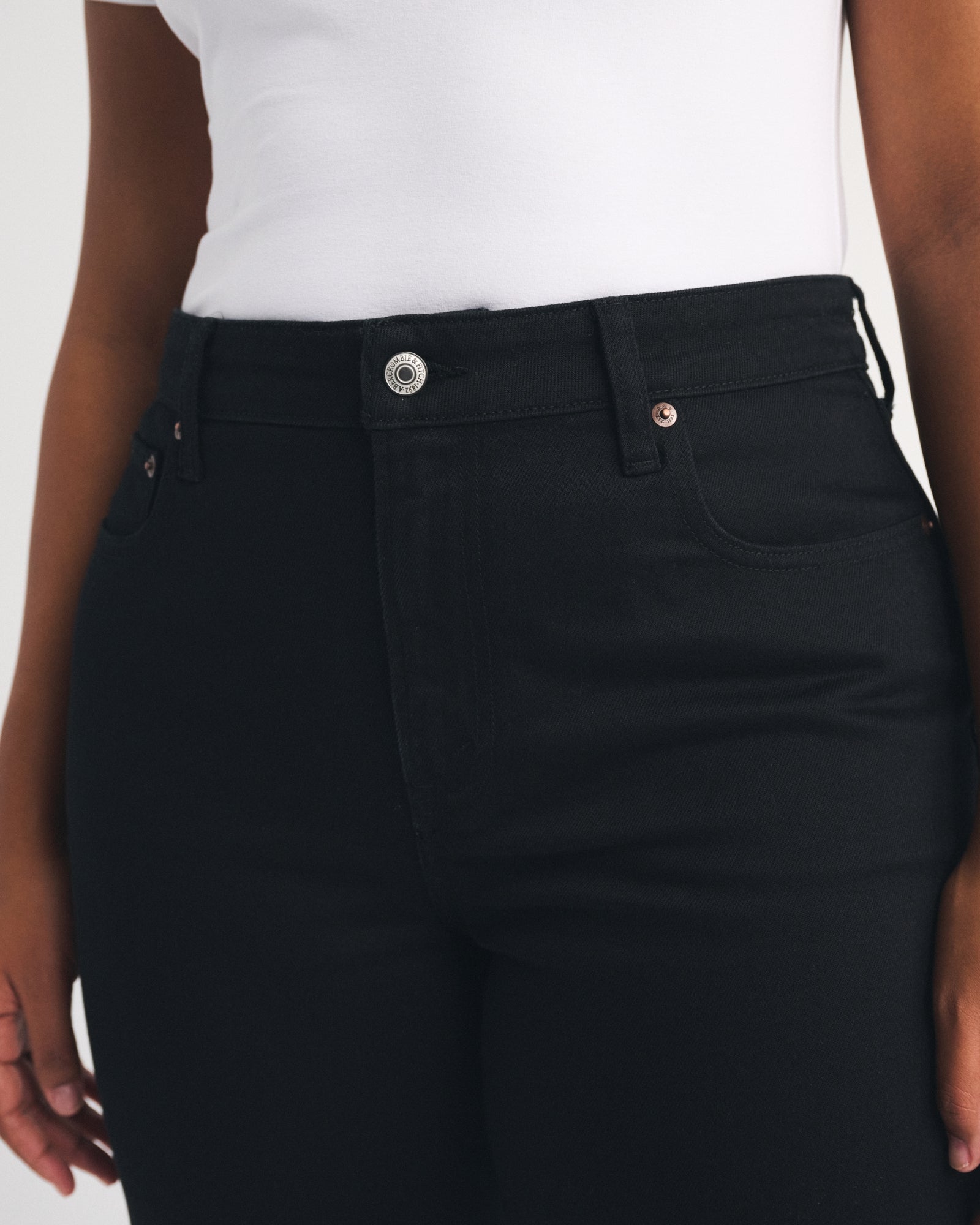 Abercrombie Curve Love High Rise 90s Straight Jean