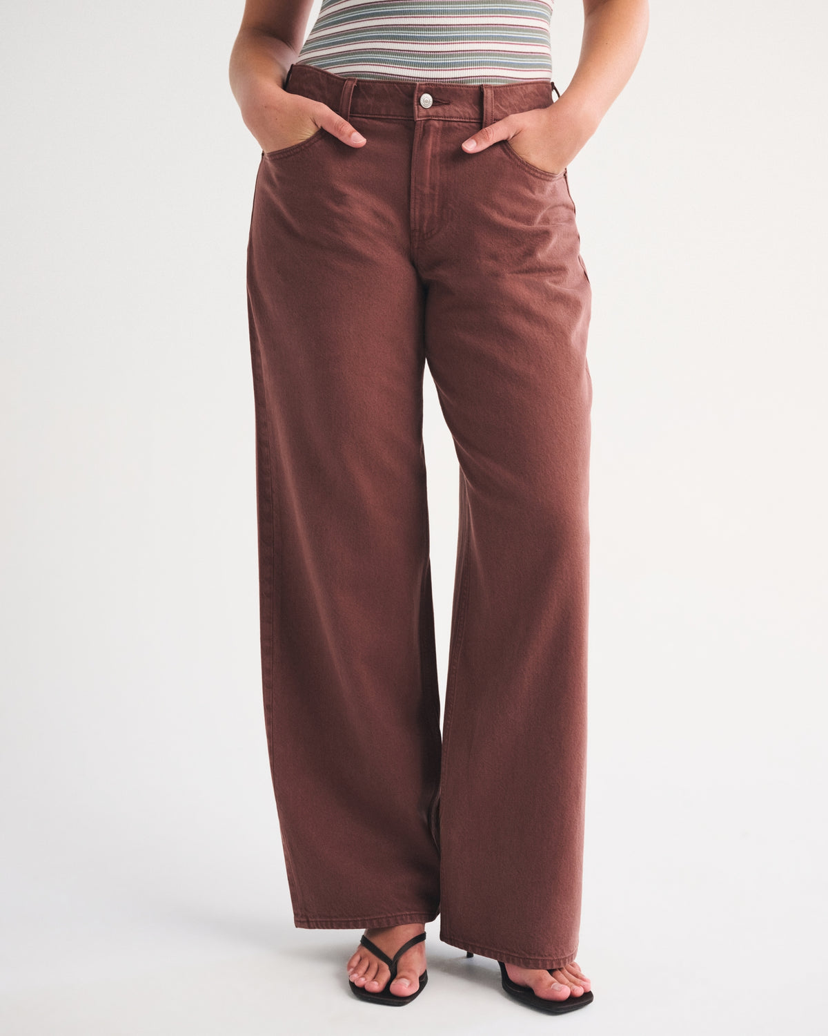 Abercrombie Curve Love Low Rise Ultra Loose Cuffed Hem Jean