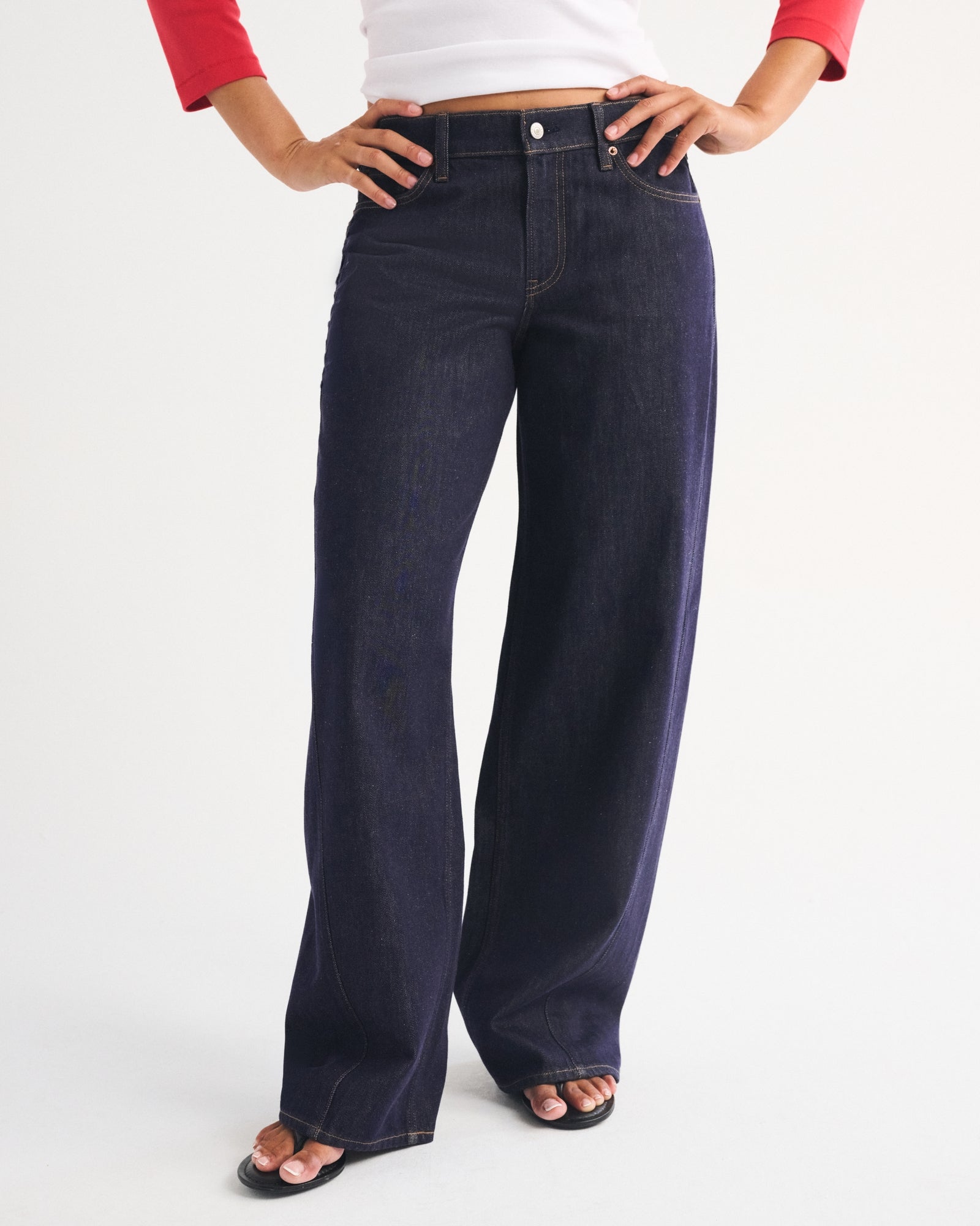 Abercrombie Curve Love Low Rise Ultra Loose Cuffed Hem Jean