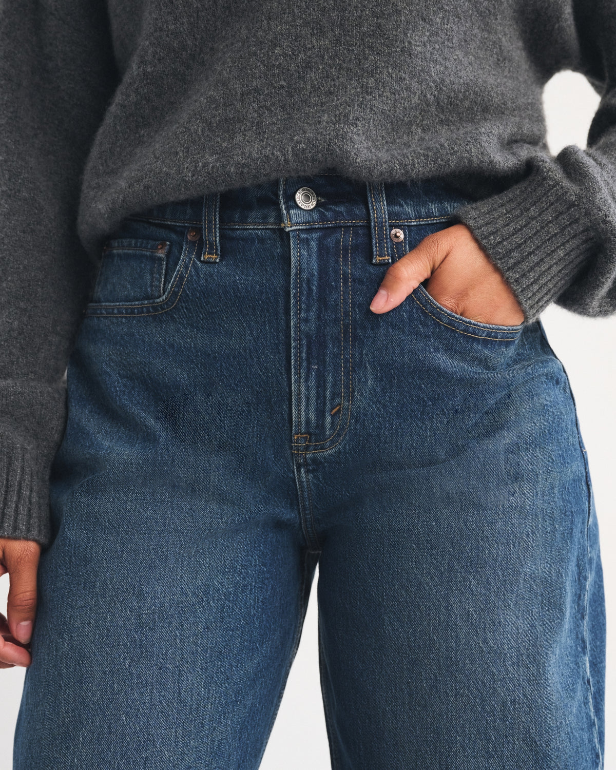 Abercrombie Curve Love High Rise Barrel Jean