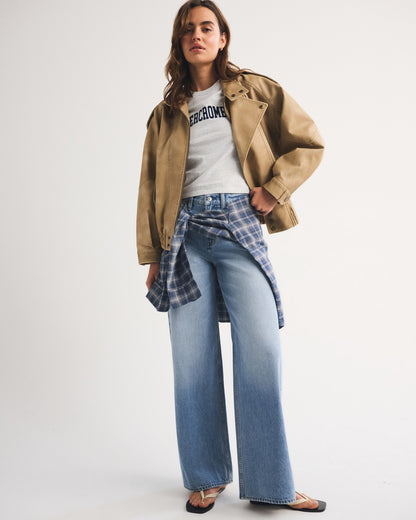 Abercrombie High Rise Wide Leg Fish Embroidered Jean