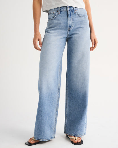Abercrombie High Rise Wide Leg Fish Embroidered Jean