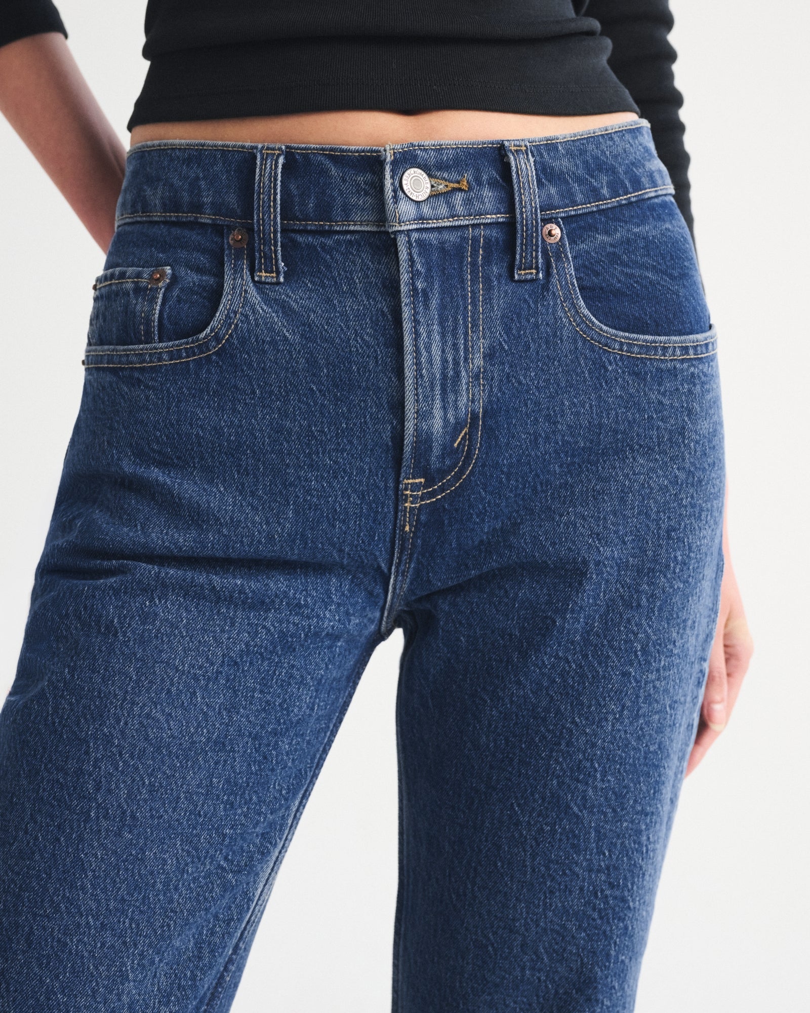 Abercrombie High Rise 90s Straight Jean