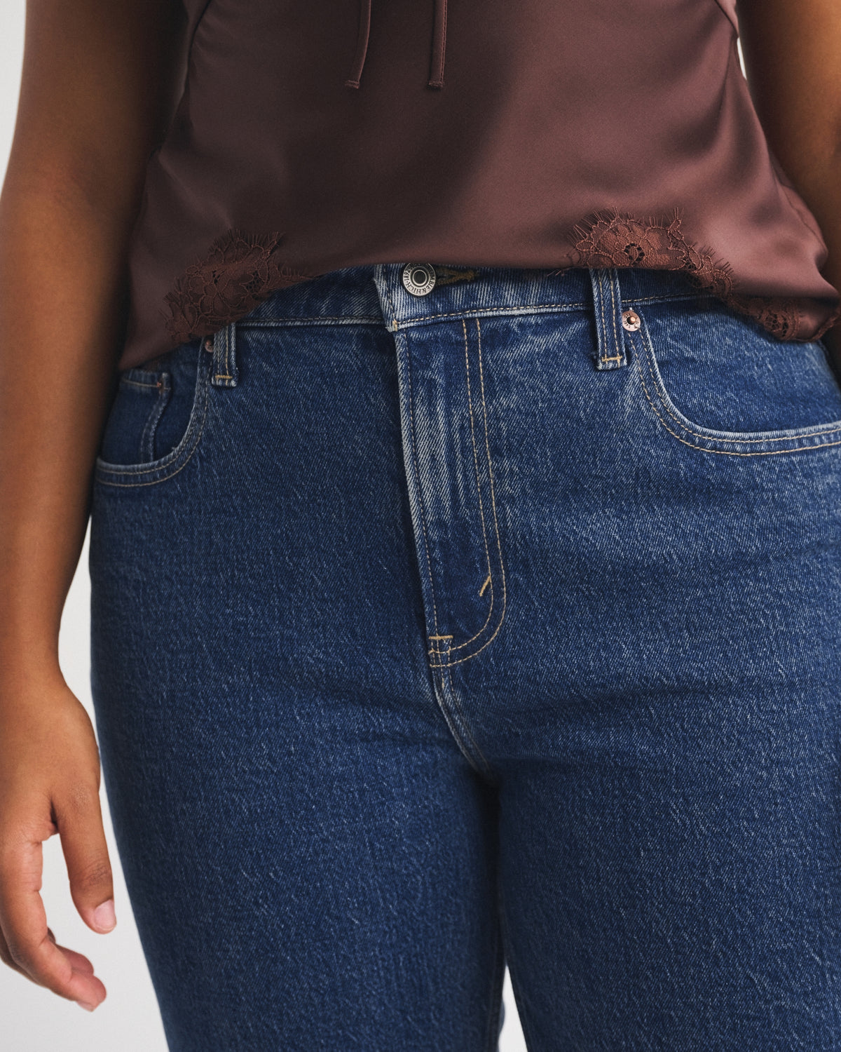Abercrombie Curve Love High Rise 90s Straight Jean