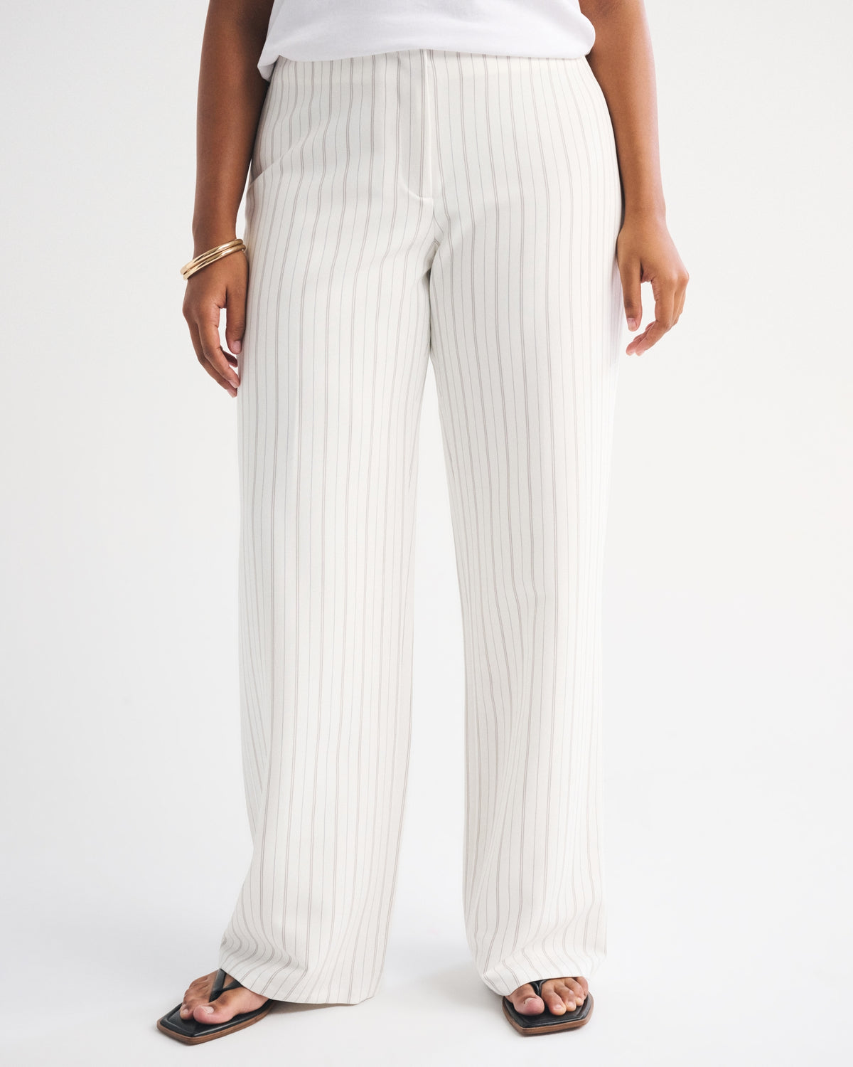 Abercrombie Curve Love Clean Waist Low Rise Tailored Wide Leg Pant