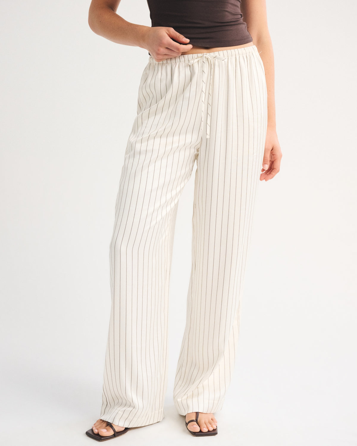 Abercrombie A&F Gemma Satin Wide Leg Pull-On Pant