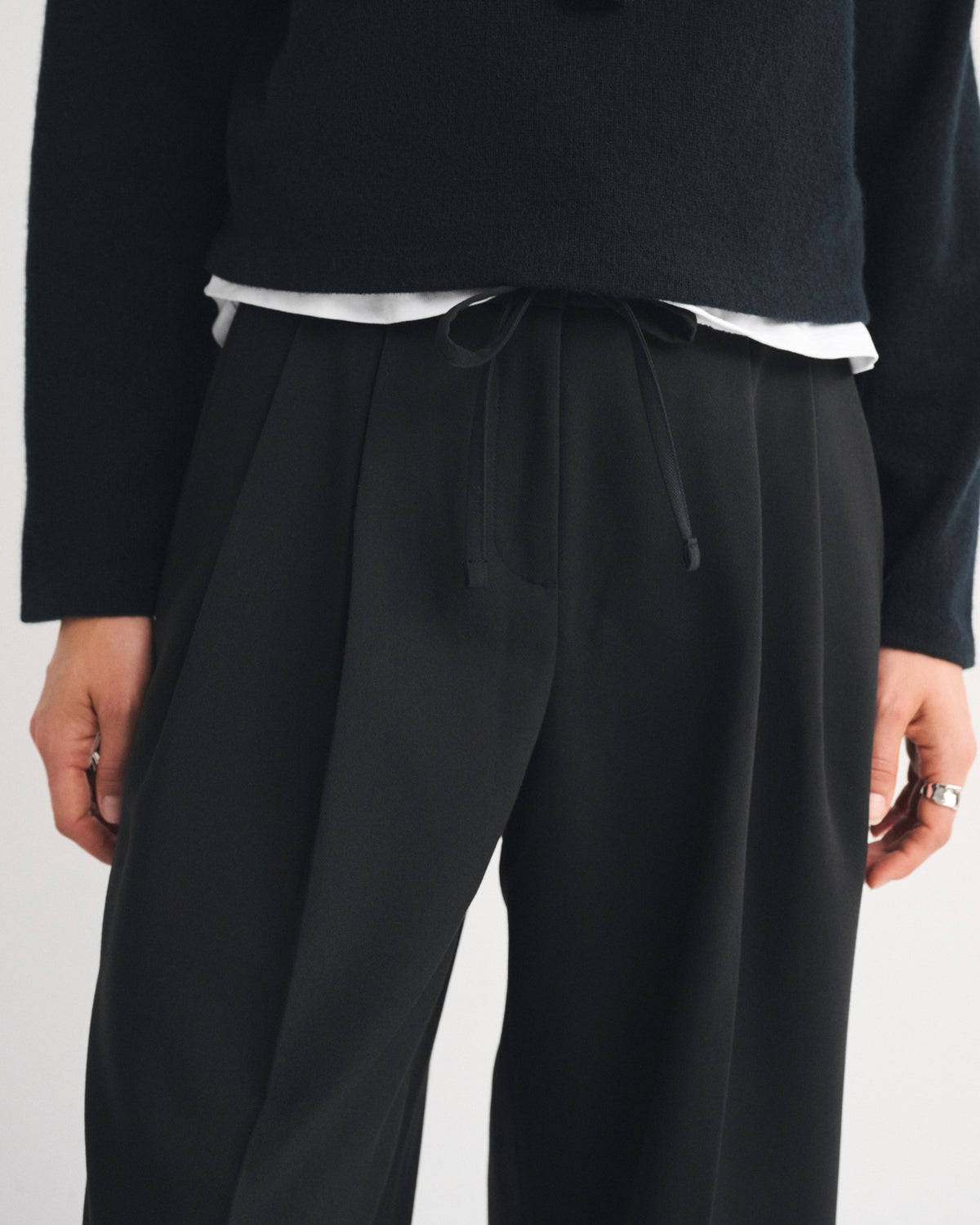 Abercrombie A&F Sloane Tailored Wide Leg Pull-On Pant