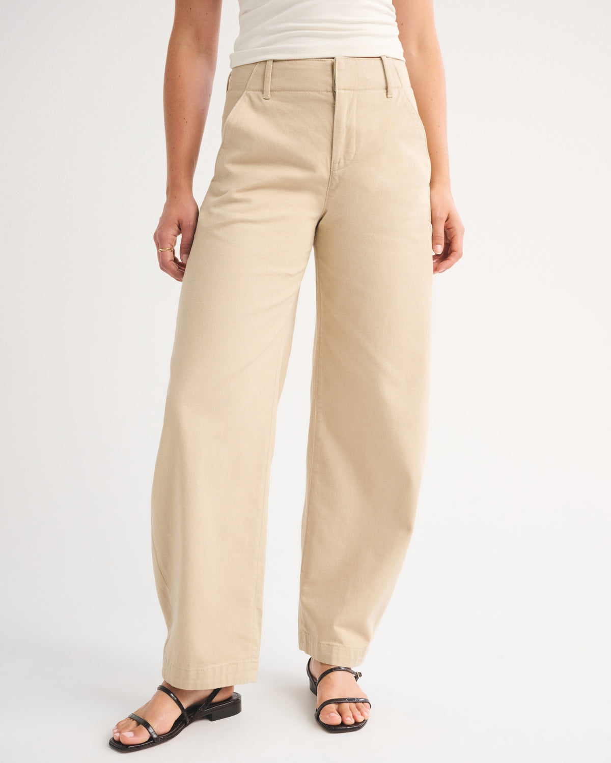Abercrombie 100% Cotton High Rise Chino Barrel Pant