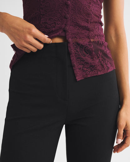 Abercrombie A&F Forme Kick Flare Pant