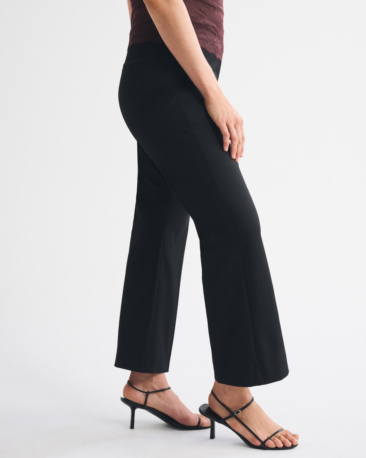 Abercrombie Curve Love A&F Forme Kick Flare Pant