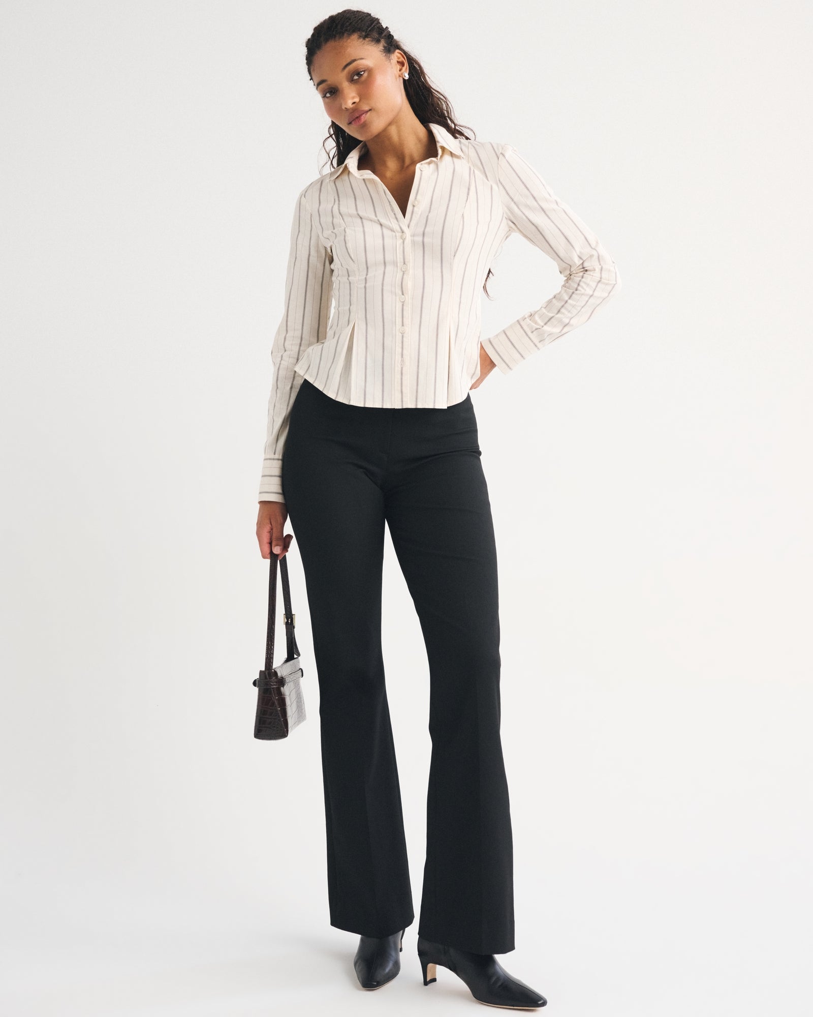 Abercrombie Curve Love A&F Forme Bootcut Pant