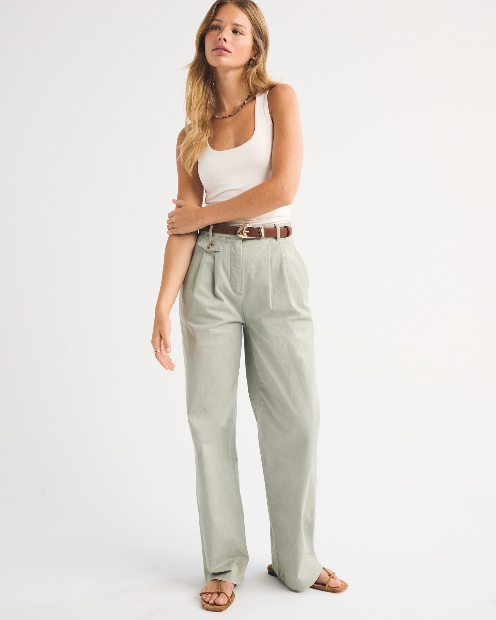 Abercrombie A&F Sloane Chino Tailored Wide Leg Pant