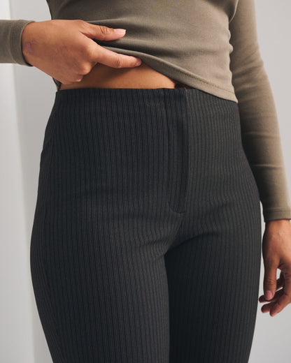 Abercrombie Curve Love A&F Forme Bootcut Pant