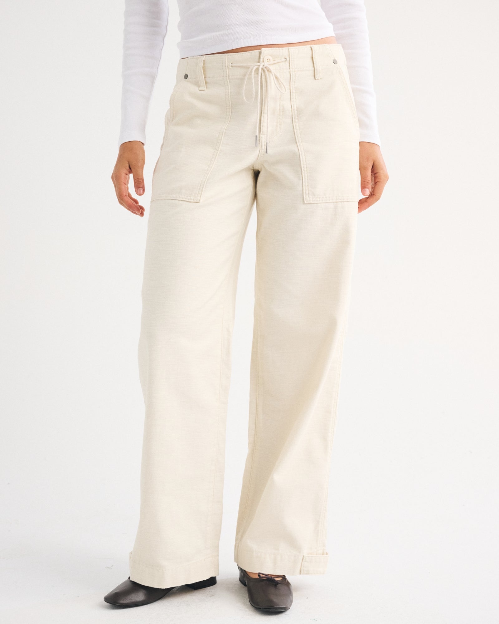 Abercrombie 100% Cotton Low Rise Ultra Loose Weekender Pant