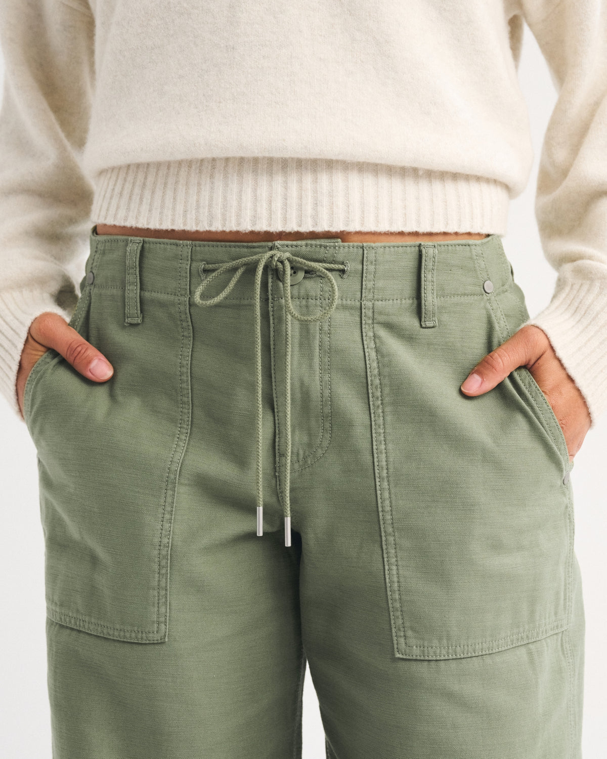 Abercrombie 100% Cotton Curve Love Low Rise Ultra Loose Weekender Pant