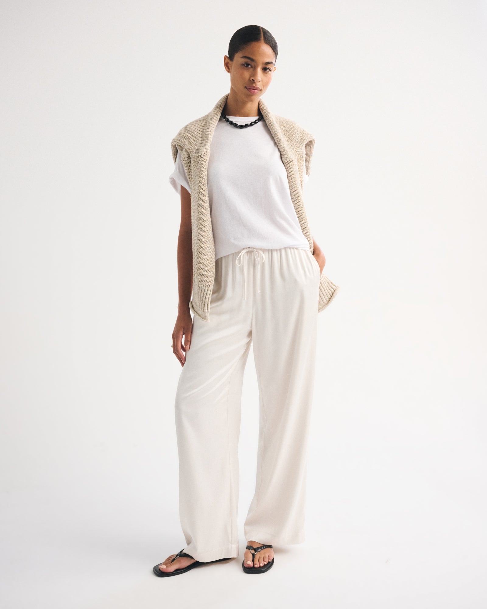Abercrombie A&F Gemma Satin Wide Leg Pull-On Pant