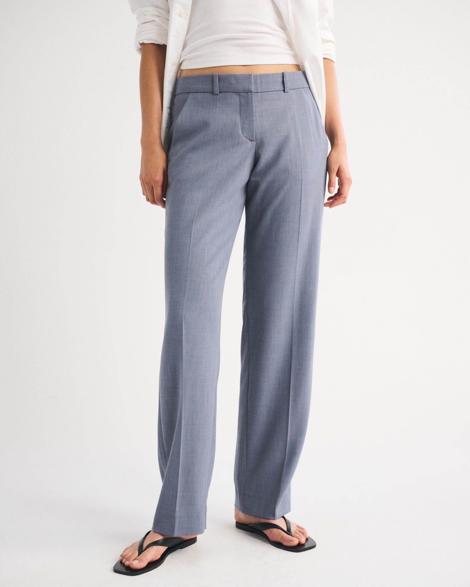 Abercrombie Low Rise Tailored Straight Leg Pant
