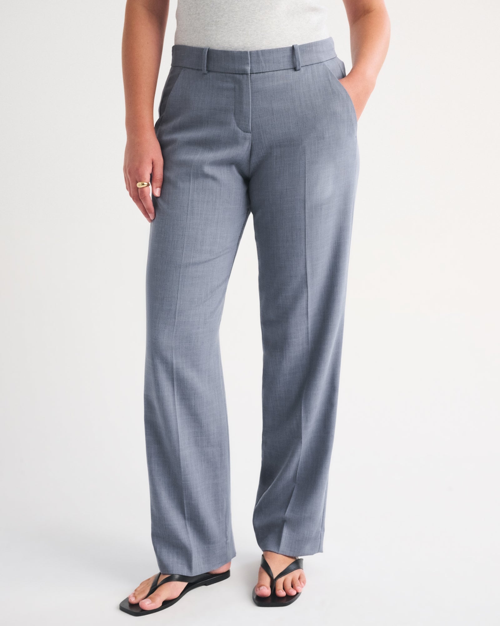 Abercrombie Curve Love Low Rise Tailored Straight Leg Pant