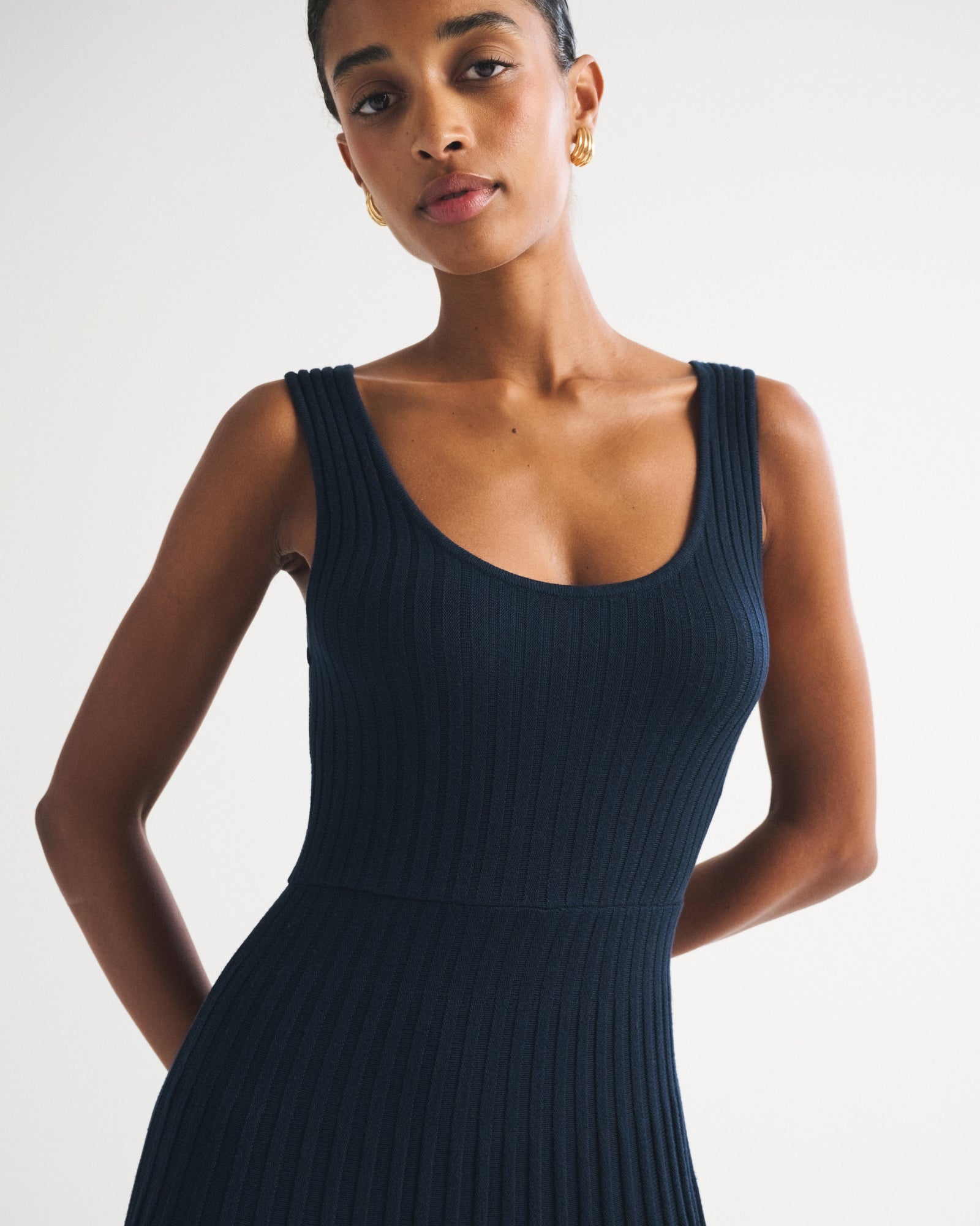 Abercrombie Pleated Maxi Sweater Dress