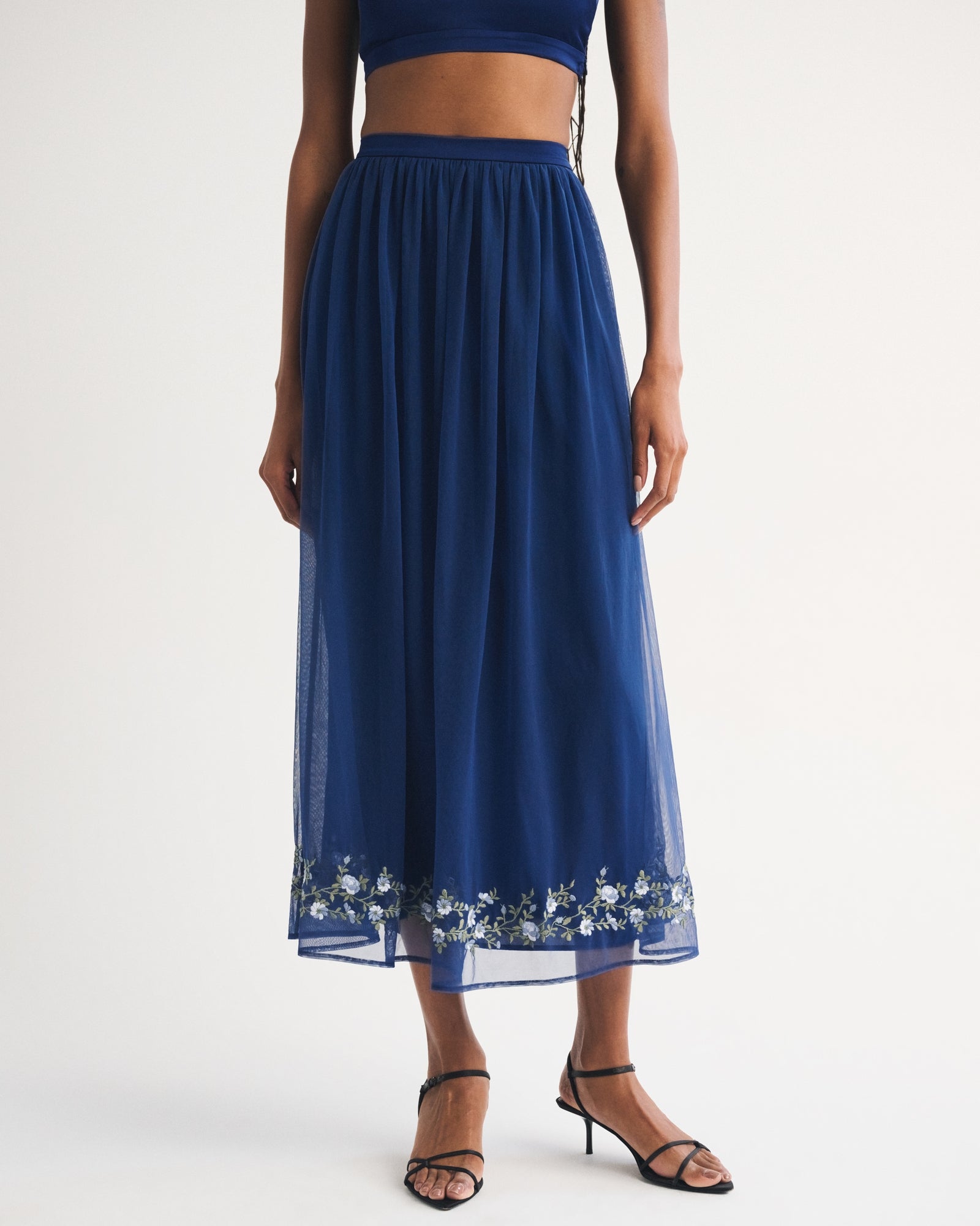 Abercrombie High Rise Embroidered Maxi Set Skirt