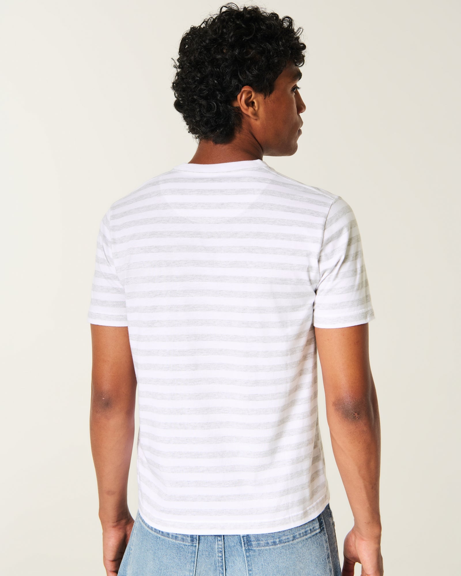 Hollister Must-Have Cotton Icon Tee